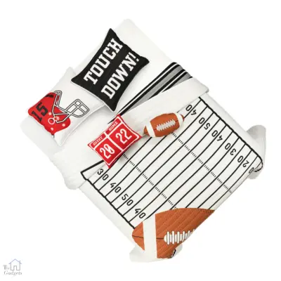 White_Black American Football Game-Themed 5 Piece Quilt Set